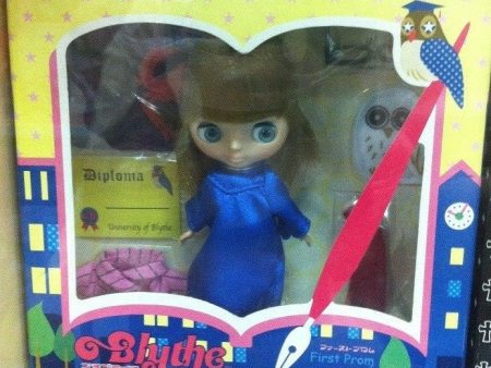 Takara Petite Blythe PBL42 First Prom Action Doll Figure Sale