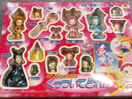 Bandai 1999 Magical Ojamajo Do Re Mi Collection Figure Play Set Fashion