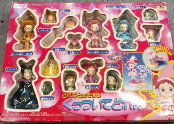 Bandai 1999 Magical Ojamajo Do Re Mi Collection Figure Play Set Fashion